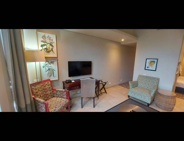 1 BEDROOM APARTMENT FOR SALE IN UMHLANGA RIDGE